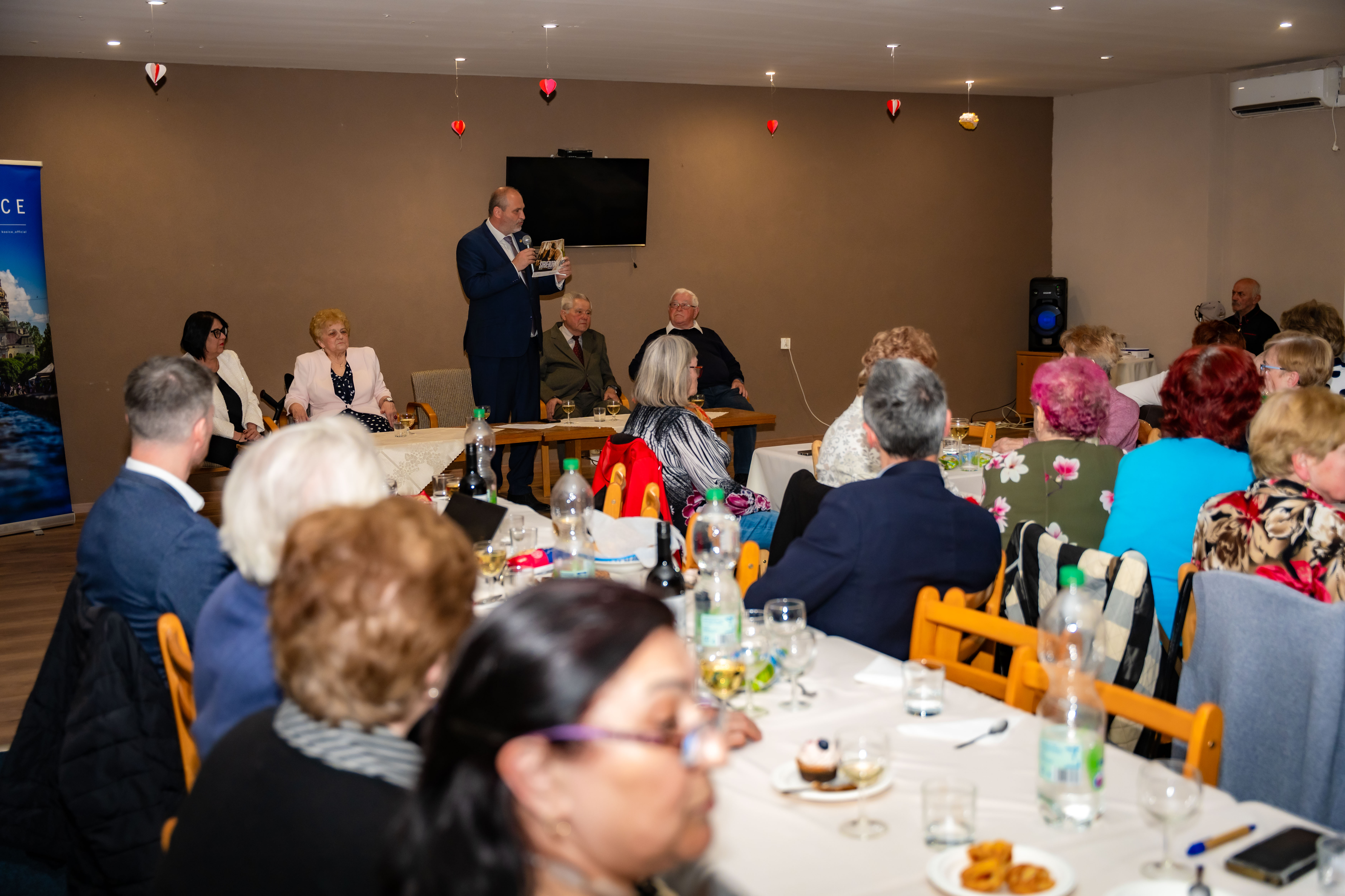 Navsteva klubu krestanskych seniorov v MC Kosice - Nad jazerom-1-14